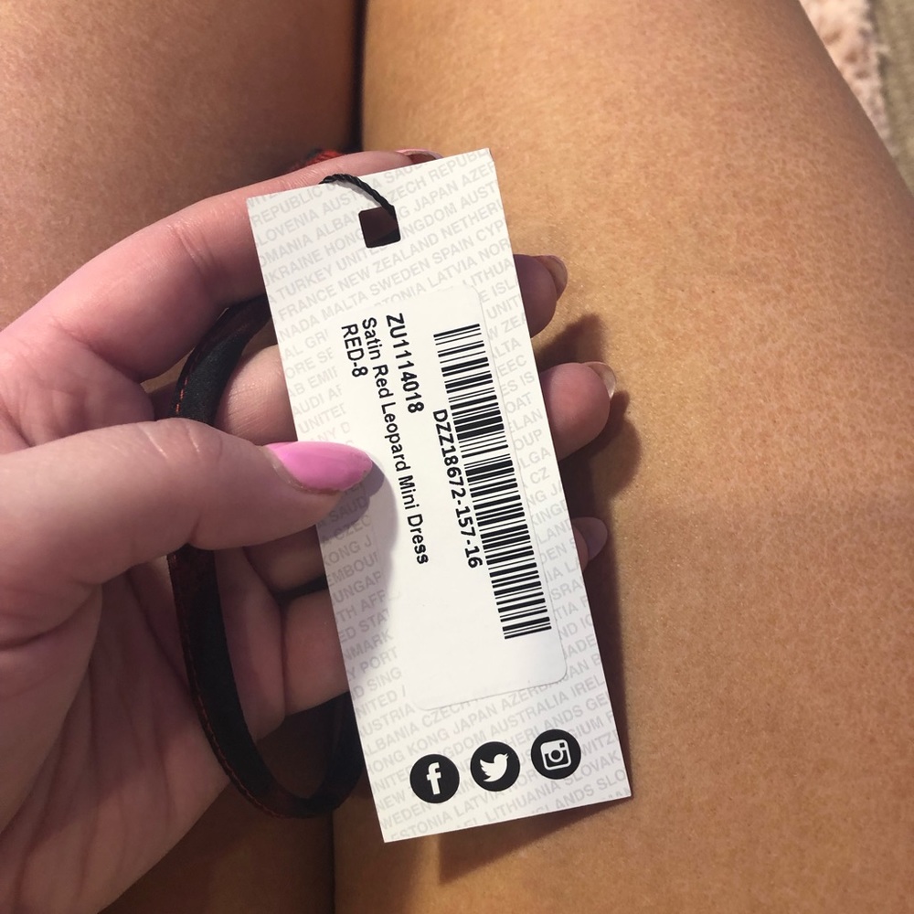 Never worn boohoo dress